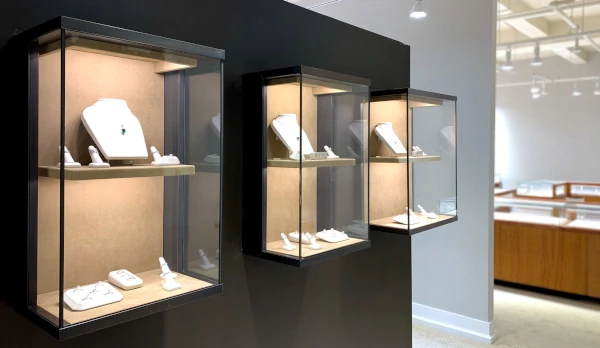 The Art of Jewels' showroom. Both lab created and natural diamonds are on offer by this company